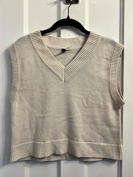 Divided Sweaters - H&M V-neck Sweater Vest Cream